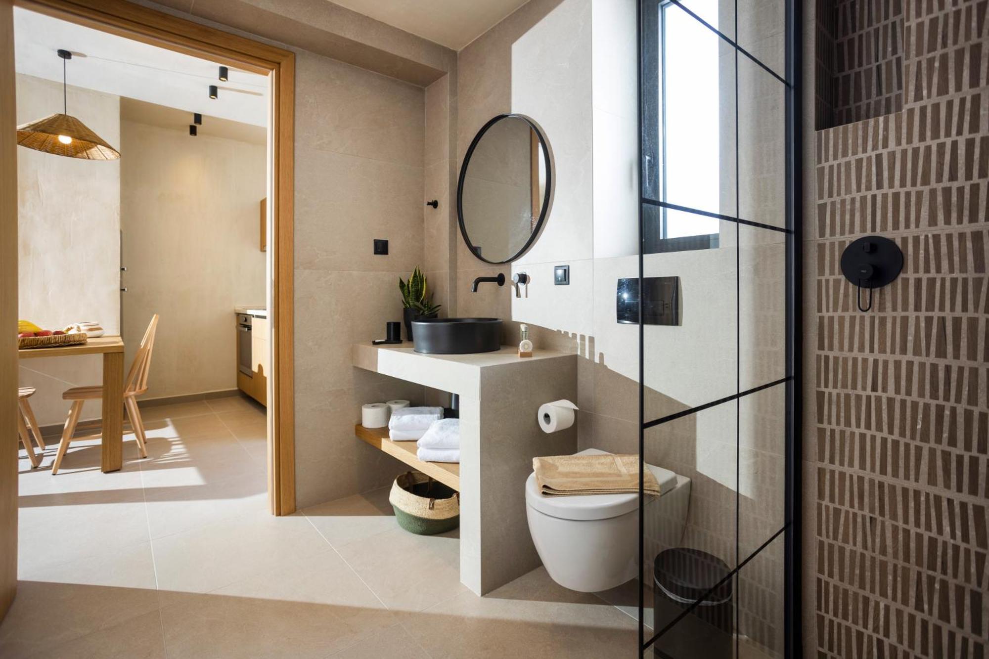 Pnoes Luxury Suites ปัลลูรี ภายนอก รูปภาพ